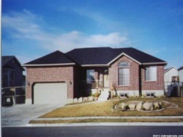782 W 2075 N, Clinton, UT 84015 — photo 2