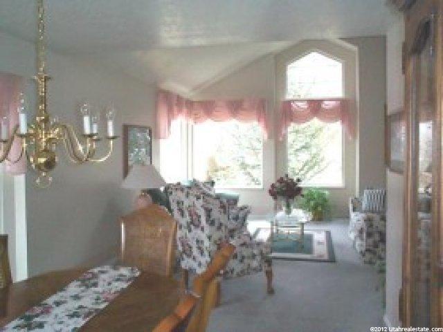 10822 Lostwood Dr, Sandy, UT 84092 — photo 5