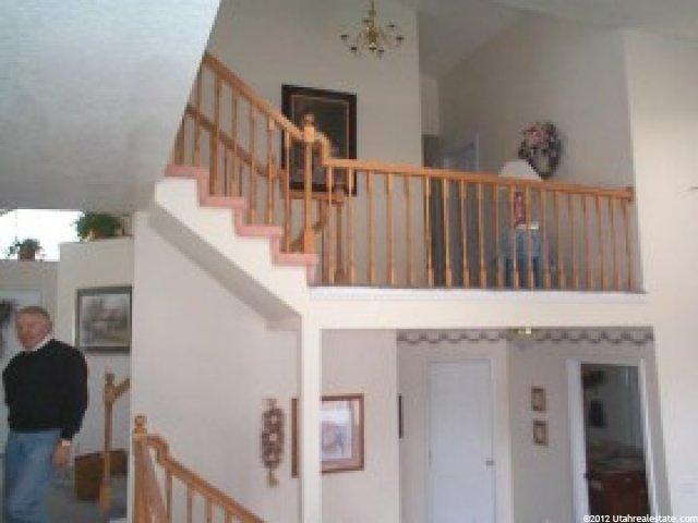 10822 Lostwood Dr, Sandy, UT 84092 — photo 8
