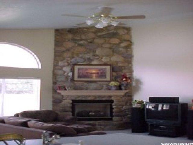 30 N Mountain Rd, Fruit Heights, UT 84037 — photo 2
