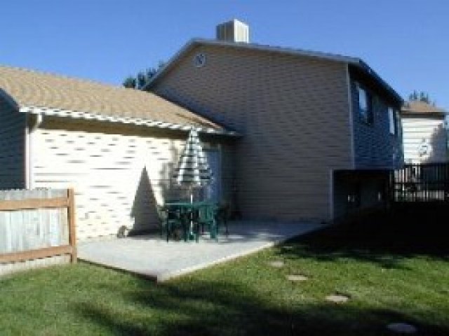 917 Brookside Cir, Ogden, UT 84404 — photo 5