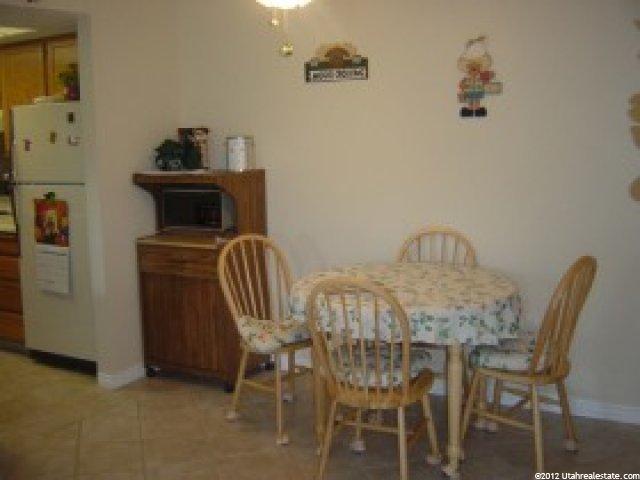 834 Gatewood Dr, Sandy, UT 84094 — photo 3