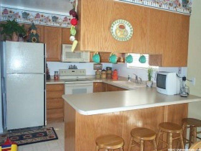 389 W 1200 N, Centerville, UT 84014 — photo 5