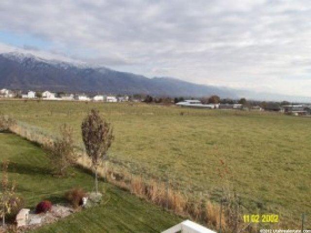 823 W 2175 N, Layton, UT 84041 — photo 3
