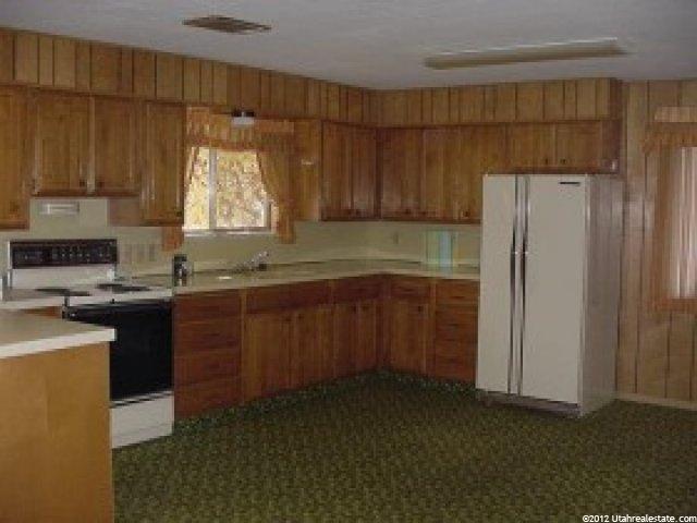 202 W Center St, Grace, ID 83241 — photo 5