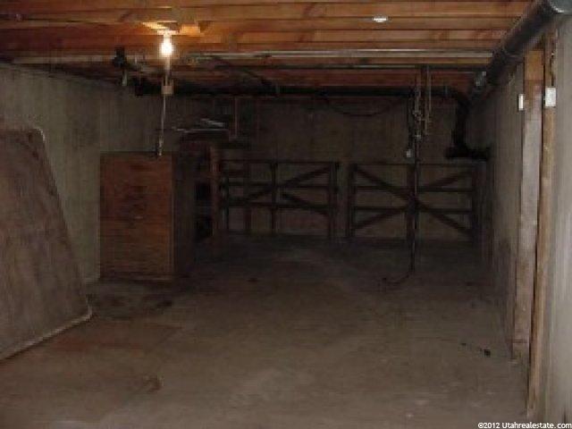 202 W Center St, Grace, ID 83241 — photo 7