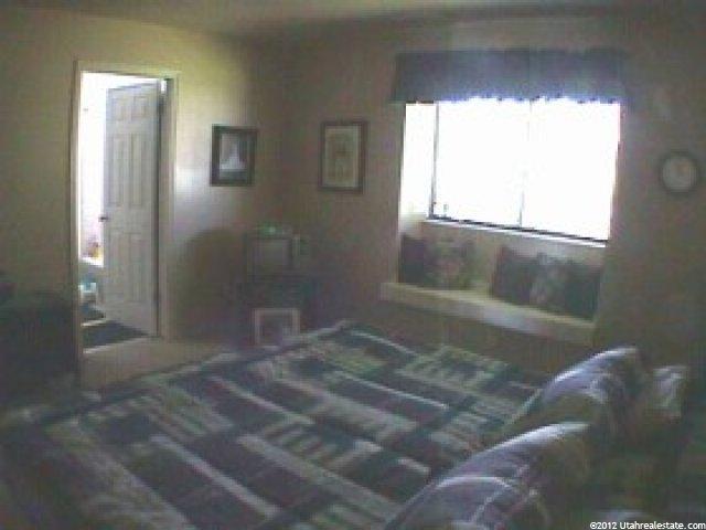 559 S 900 E, Layton, UT 84041 — photo 4