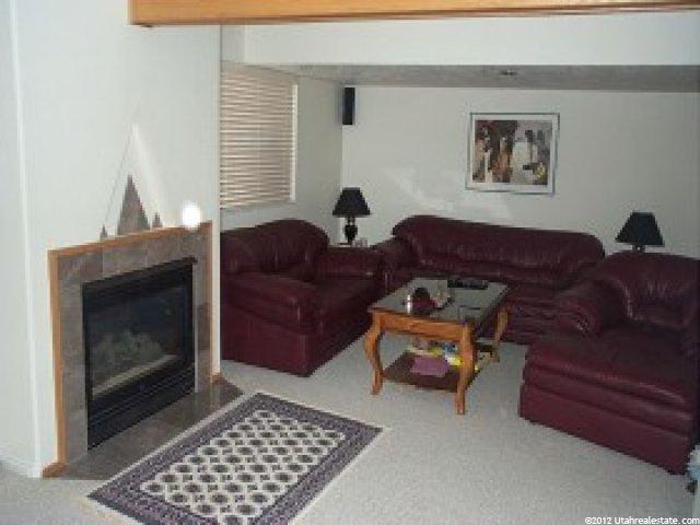 302 W 1800 S, Clearfield, UT 84015 — photo 5