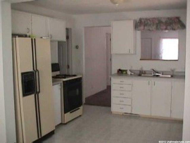 255 W 300 S, Fillmore, UT 84631 — photo 4