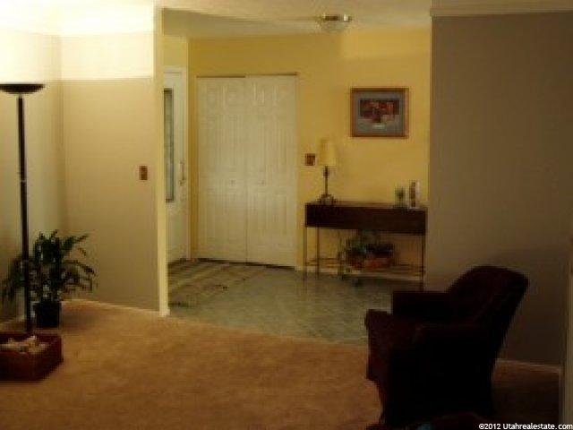 9318 Springwood Ln, Sandy, UT 84093 — photo 3