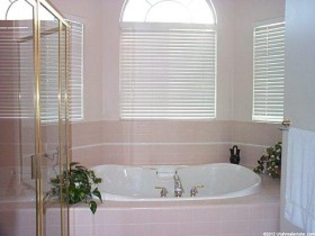349 E 3575 N, North Ogden, UT 84414 — photo 5