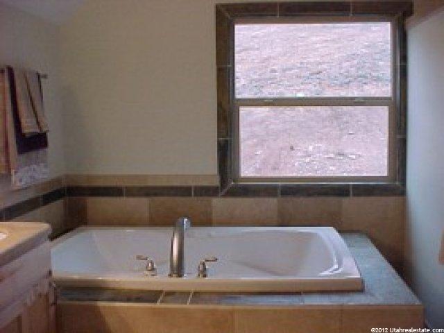 1218 Maple Dr, Huntsville, UT 84317 — photo 4