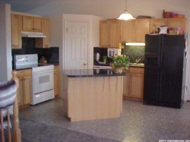 2112 S 1800 W, Syracuse, UT 84075 — photo 2