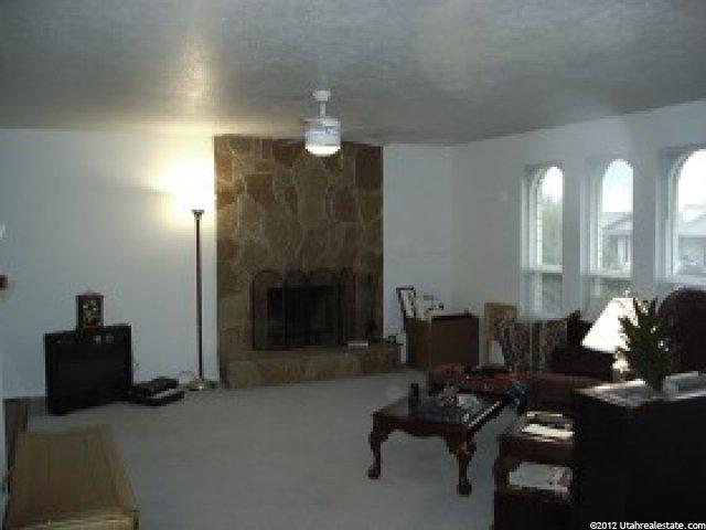 596 W 2400 N, Layton, UT 84041 — photo 2