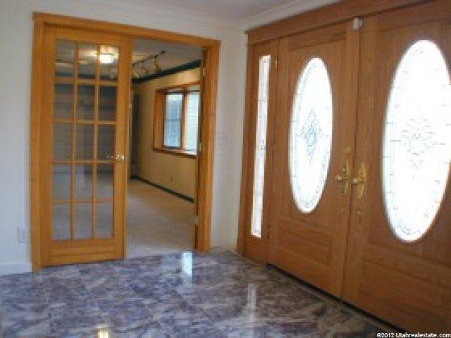 8070 S 1700 E, Sandy, UT 84093 — photo 2