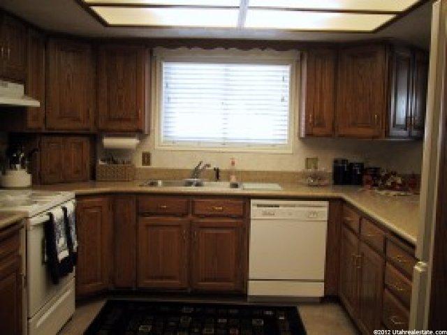 620 N 325 W, Bountiful, UT 84010 — photo 3