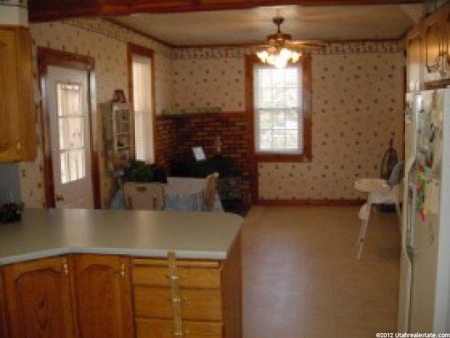 196 W Center St, Providence, UT 84332 — photo 7