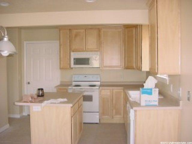 2058 S 400 E, Kaysville, UT 84037 — photo 4