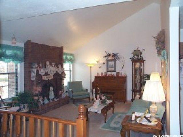 1676 N 1350 W, Clinton, UT 84015 — photo 4