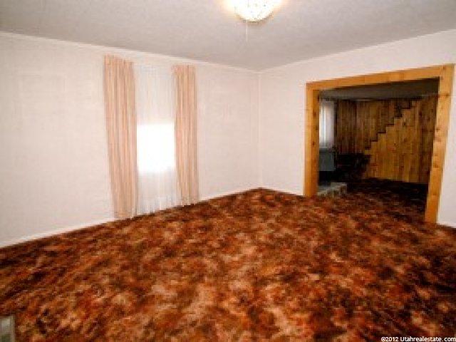 407 S 100 E, Hyrum, UT 84319 — photo 3