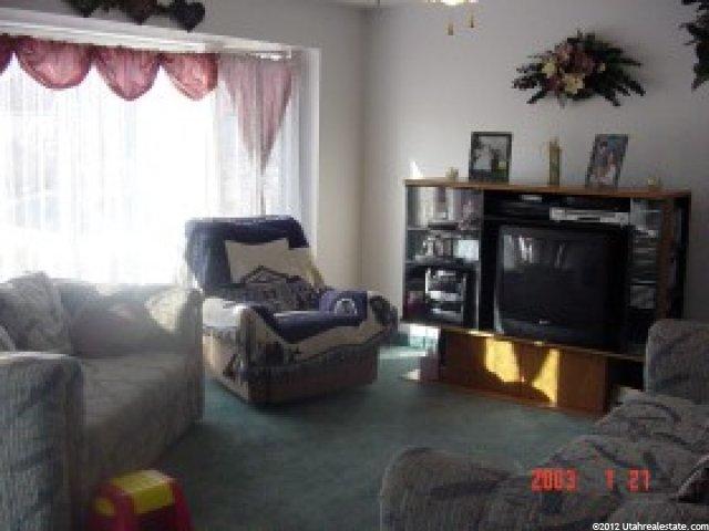 916 W 675 N, Tremonton, UT 84337 — photo 5