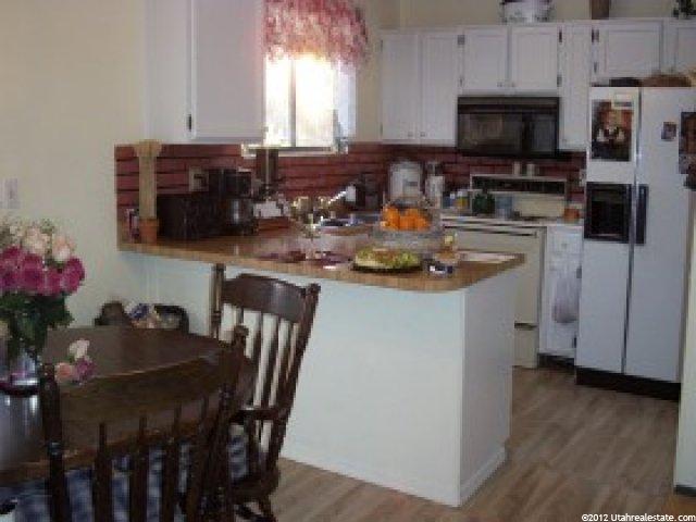 1430 Lexington Dr, Sandy, UT 84092 — photo 3