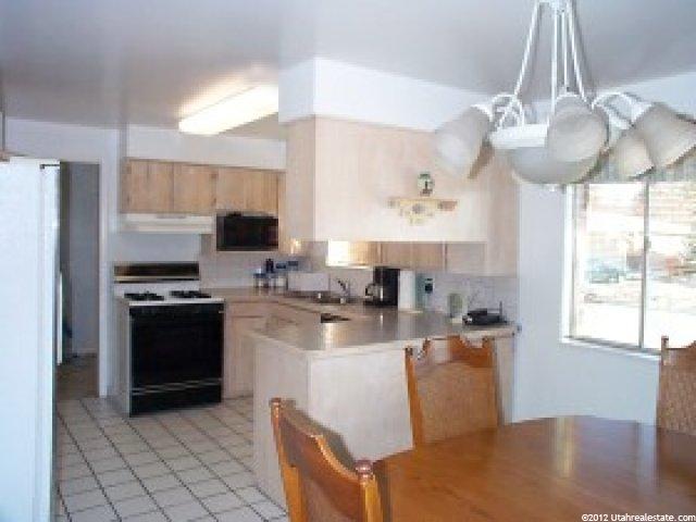 4960 Pinehill Dr, Murray, UT 84107 — photo 2