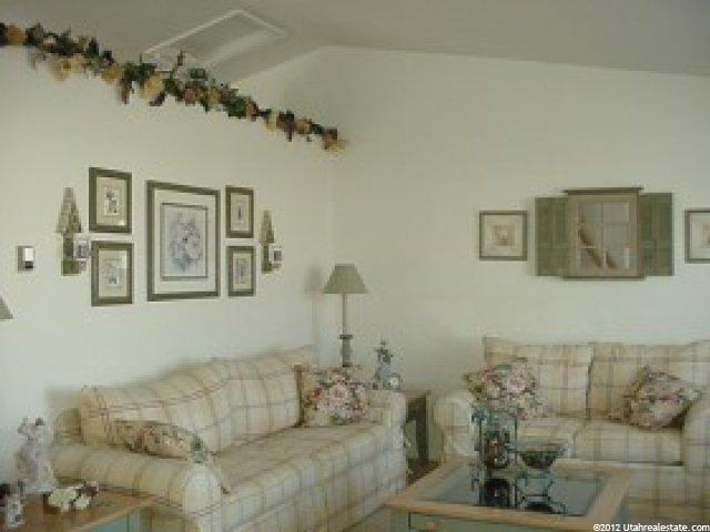 1989 N 750 W, Clinton, UT 84015 — photo 2