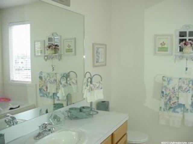 1989 N 750 W, Clinton, UT 84015 — photo 6