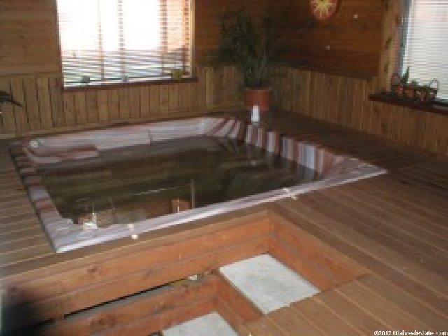 1624 Hayes Dr, Layton, UT 84040 — photo 3