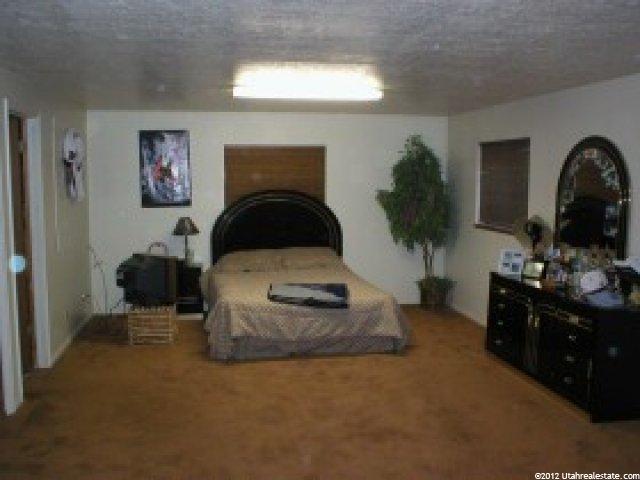 1624 Hayes Dr, Layton, UT 84040 — photo 4