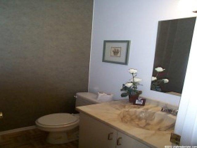 88 W 50 S #R-1, Centerville, UT 84014 — photo 5