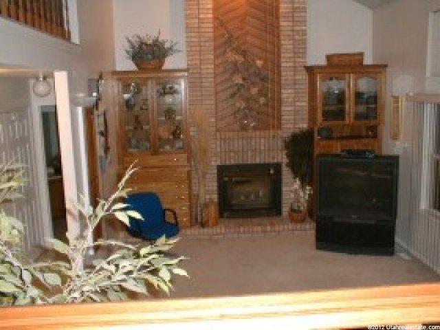 10078 Granite Crest Ln, Sandy, UT 84092 — photo 2