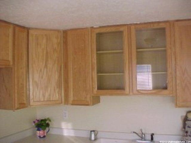 181 S 450 E, Clearfield, UT 84015 — photo 2