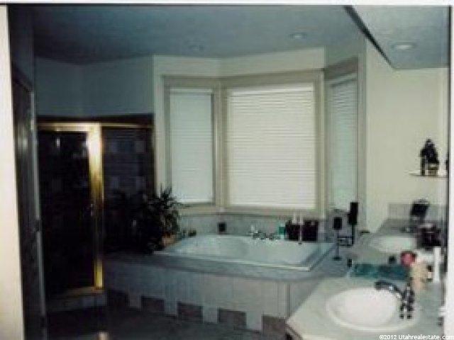 2131 Kays Creek Dr, Layton, UT 84040 — photo 6