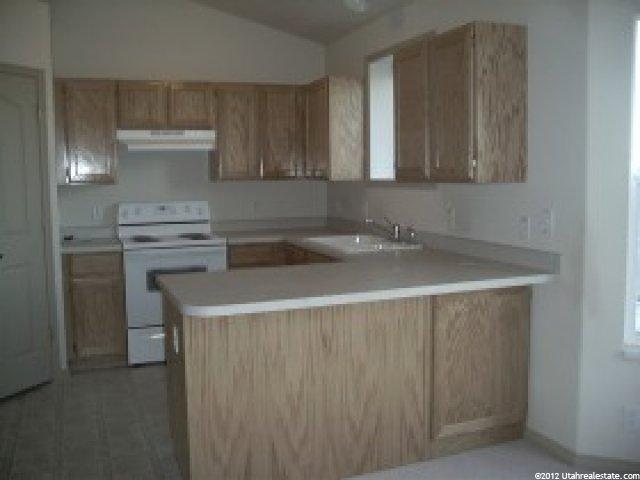 896 W 150 N, Layton, UT 84041 — photo 4