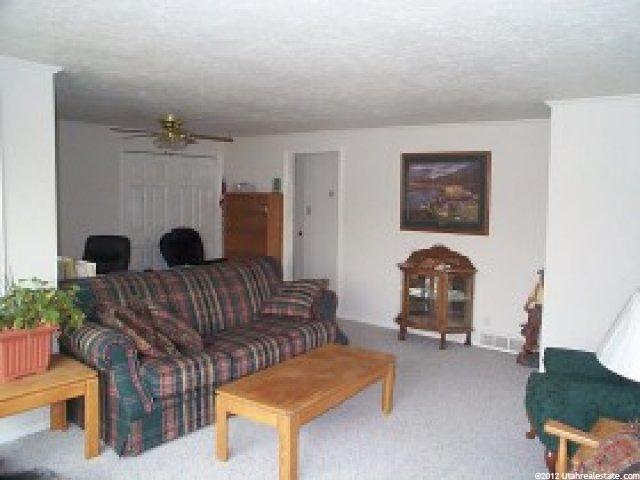 56 Dixie Ave, Layton, UT 84041 — photo 2