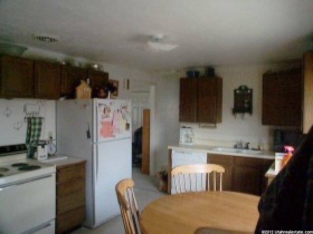 56 Dixie Ave, Layton, UT 84041 — photo 3