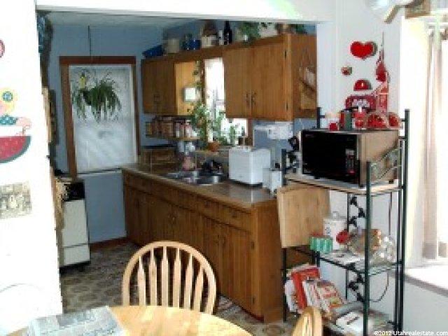 859 N 400 E, Logan, UT 84321 — photo 2
