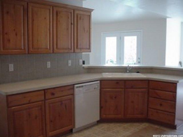 4547 S 1250 W, Riverdale, UT 84405 — photo 4