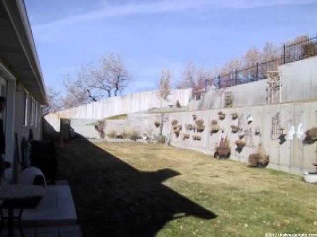 877 Windsor Ln, Bountiful, UT 84010 — photo 8