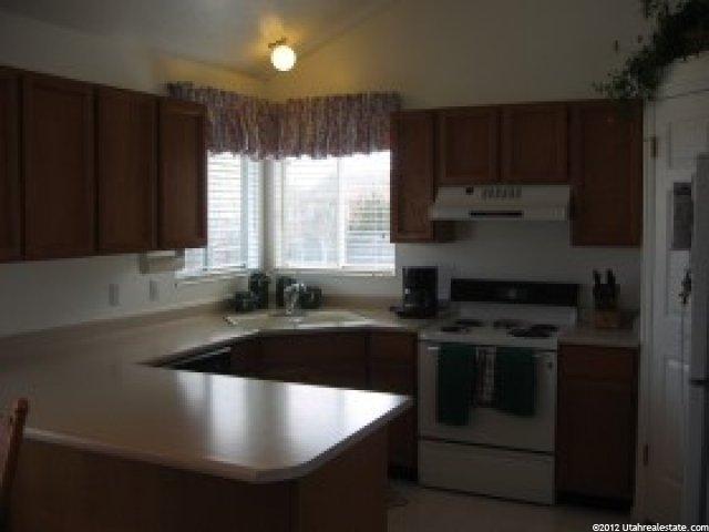 5461 Crossbow Cir, Murray, UT 84123 — photo 5
