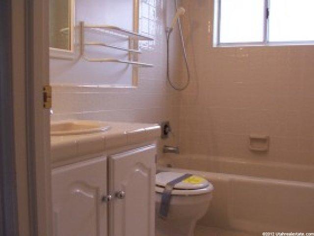 8670 Snow Mountain Dr, Sandy, UT 84093 — photo 5