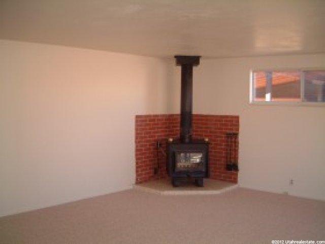 233 W Pages Ln, Bountiful, UT 84010 — photo 3