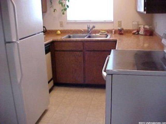 8049 Thoreau Dr, Magna, UT 84044 — photo 7