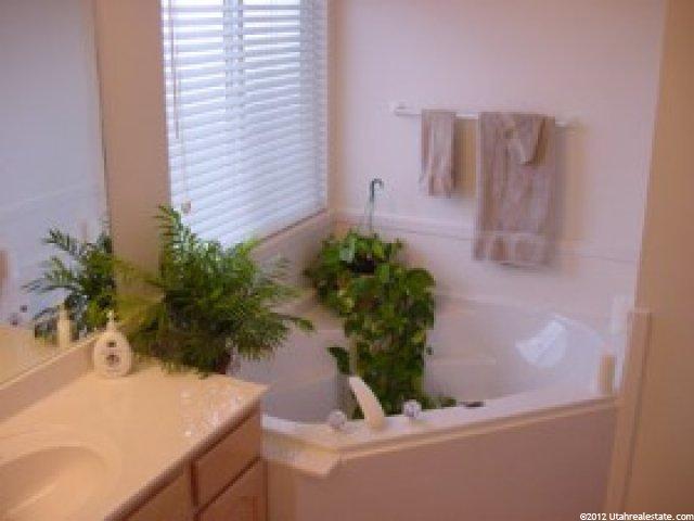1852 S 2500 W, Syracuse, UT 84075 — photo 4