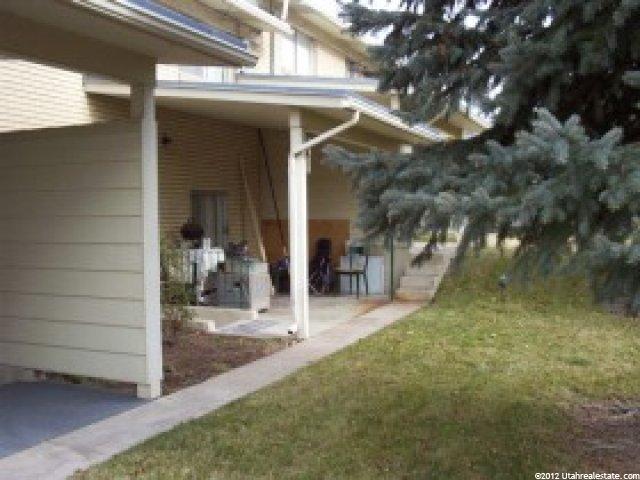 2345 Chateau Dr, Roy, UT 84067 — photo 3