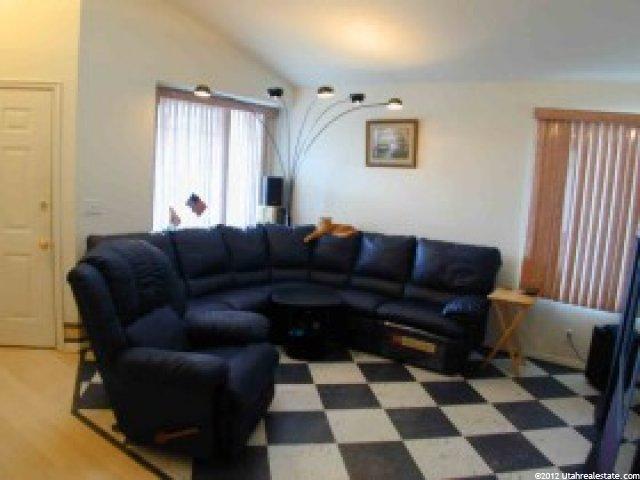 822 Chartres Ave, Sandy, UT 84070 — photo 2
