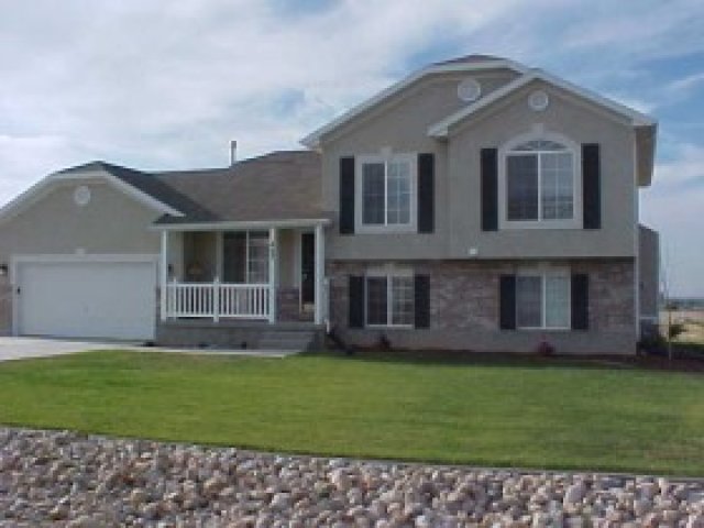 425 E Premier Ln, Grantsville, UT 84029 — photo 5