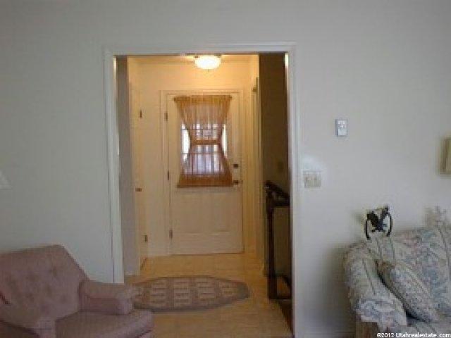 903 Walden Hills Dr, Murray, UT 84123 — photo 2